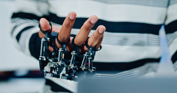 Kapan Mengganti AFO atau Prostesis?